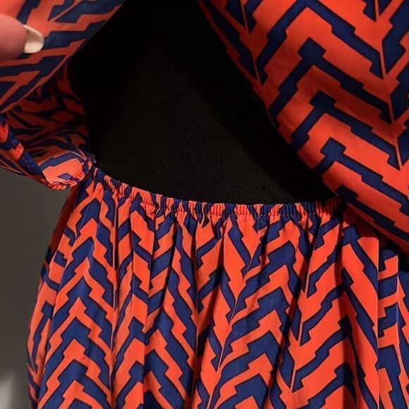 Anthropologie Paper Crane Women's Red Chevron Sleeveless Peplum Blouse - Picture 7 of 9